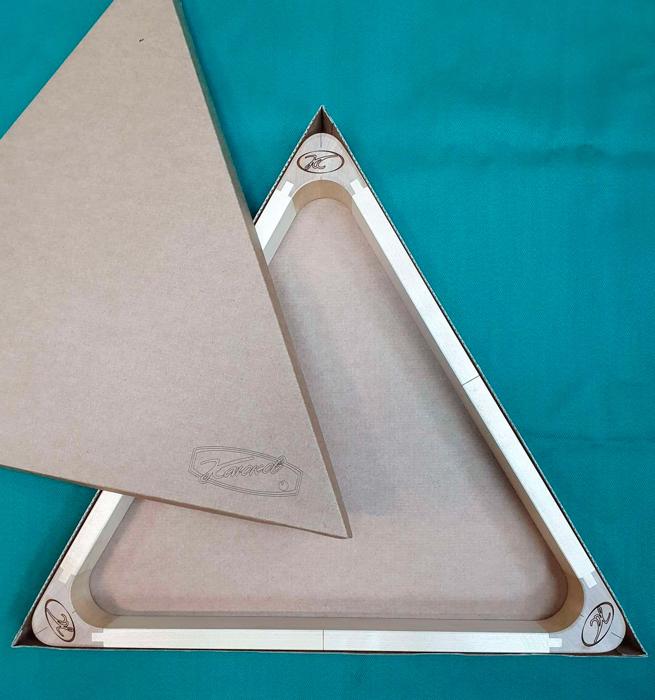 Треугольник для пирамиды «Каюков» резной в подарочной коробке (ясень, 70 мм) - фото